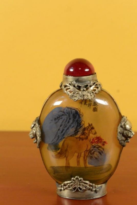 Glas Schnupftabakflasche Pferde 3