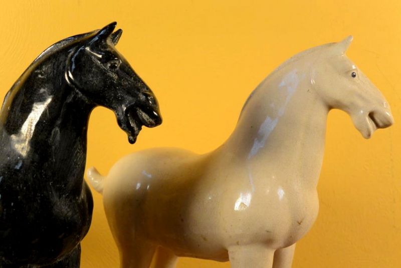 Glasiertes Terrakotta Tang Pferd - Statue - Schwarz 5