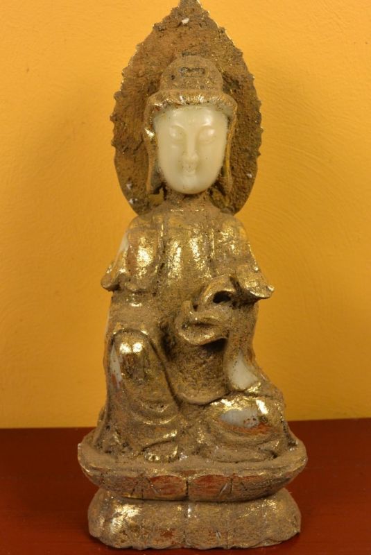 Gran Estatua de jade Diosa Guanyin sentada 1