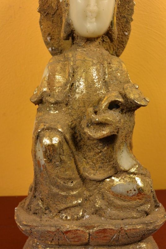 Gran Estatua de jade Diosa Guanyin sentada 3