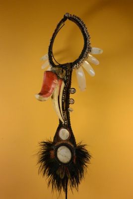 Grand Collier tribal Indonésie - Calao rhinocéros Grand Collier tribal Indonésie - Calao rhinocéros