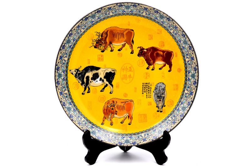 Grande Assiette Chinoise en porcelaine 33cm - Les cinq buffles 1