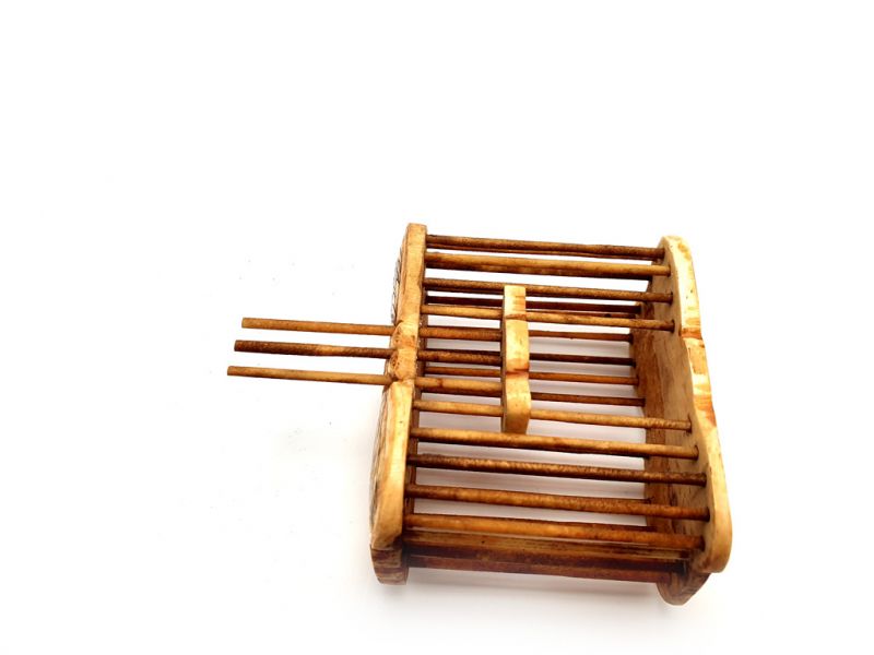 Grillenkäfig aus Knochen Libelle 4