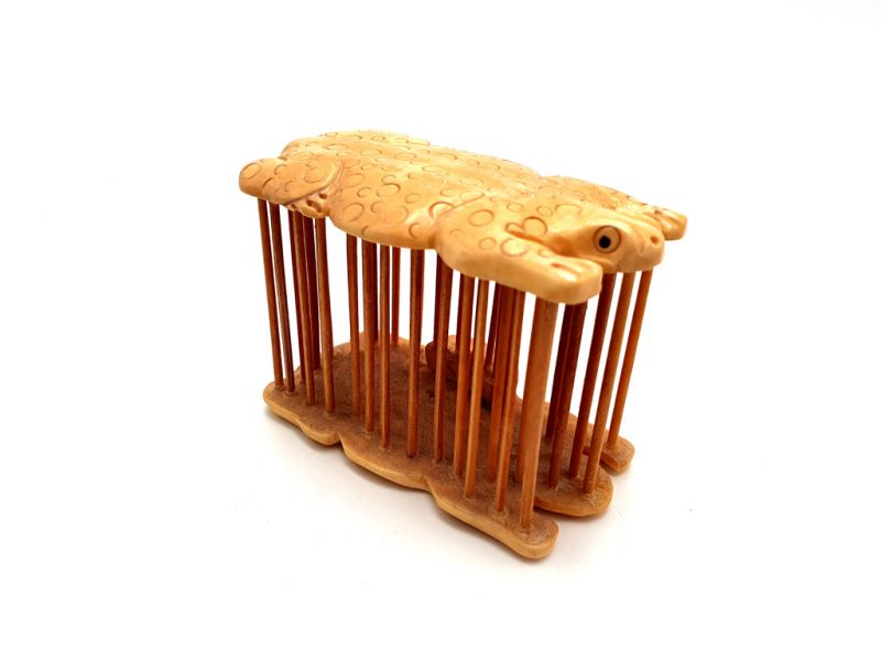 Grillenkäfige aus Knochen Eidechse 3