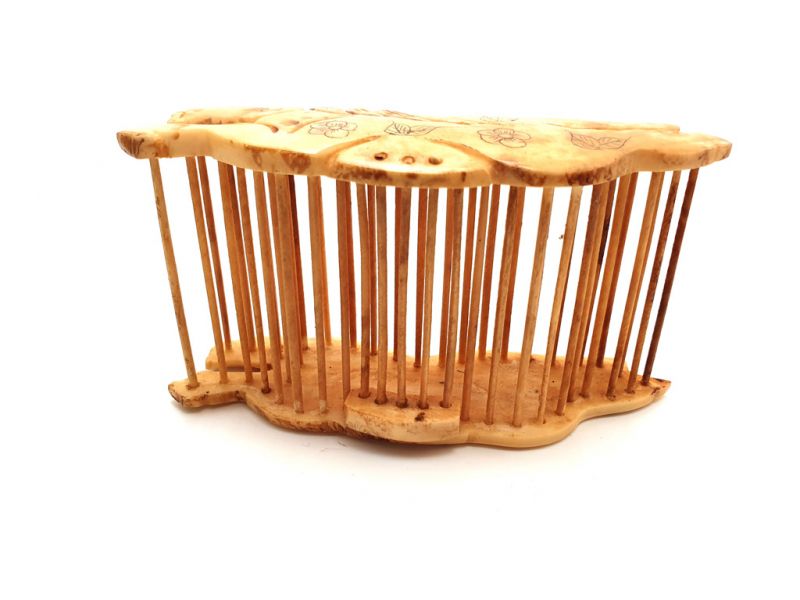 Grillenkäfige aus Knochen Pferd 2