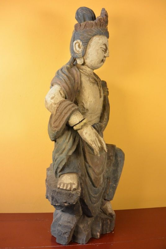 Große asiatische hölzerne Statue Bodhisattva 4