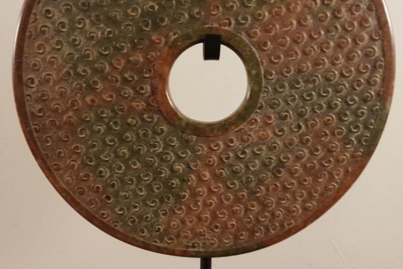 Große Bi-Scheibe aus Jade 20cm 4