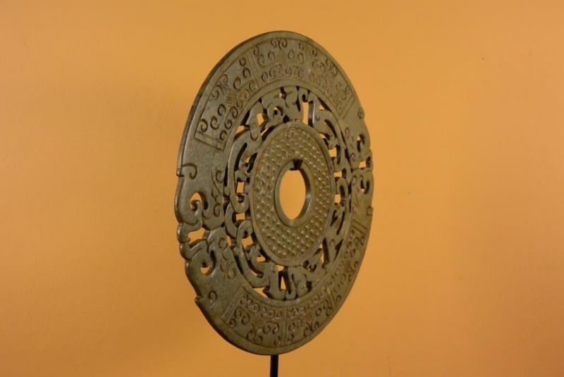Große Bi-Scheibe aus Jade 30cm - Graviert grün 5