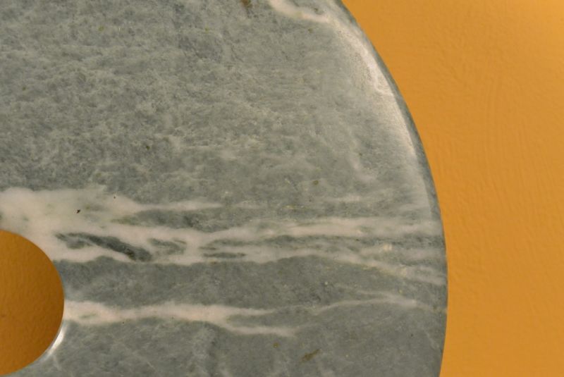 Große Bi-Scheibe aus Jade 30cm Grün und Weiß 4