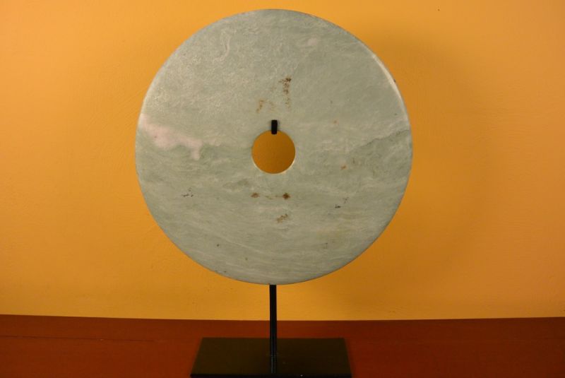 Große Bi-Scheibe aus Jade 30cm Hellgrün 2