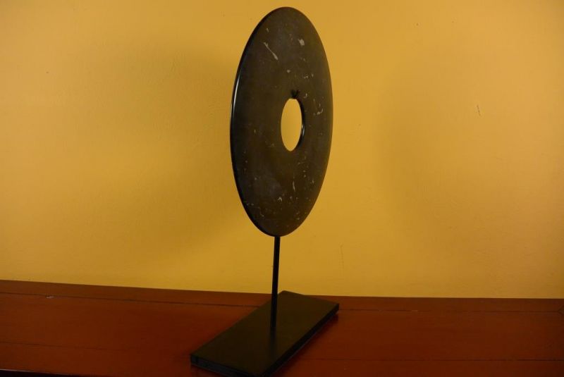 Große Bi-Scheibe aus Jade 30cm Schwarz 5