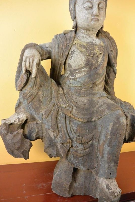 Große chinesische Holzstatue - Bodhisattva Vajrayāna 3