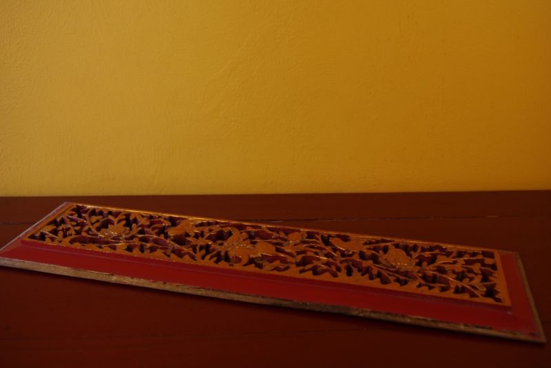 Große Chinesische Schnitzereien Rot und Gold 4 5