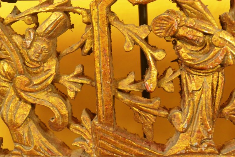 Grosse Chinesische Schnitzereien Rot und Gold 4 5