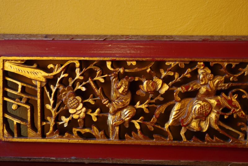 Große Chinesische Schnitzereien Rot und Gold 5 3