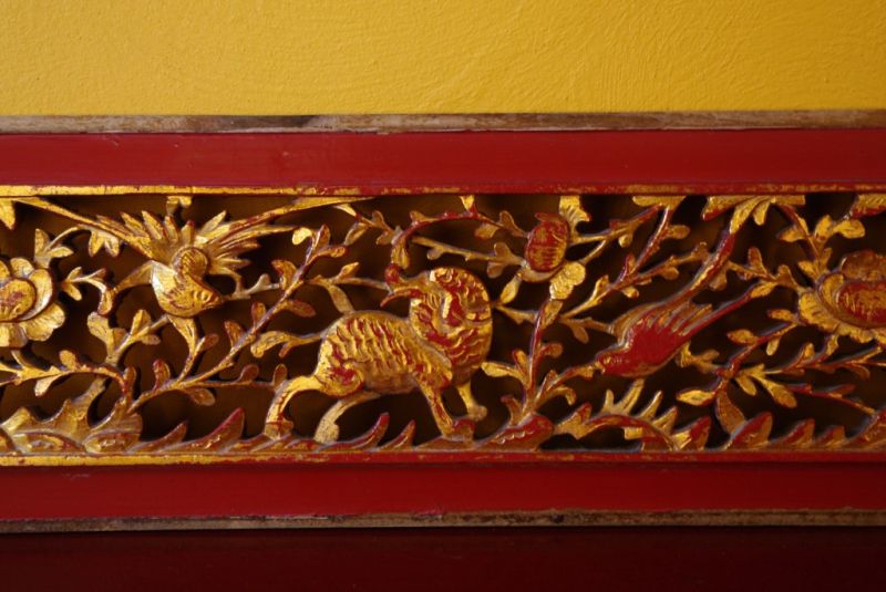 Grosse Chinesische Schnitzereien Rot und Gold 2