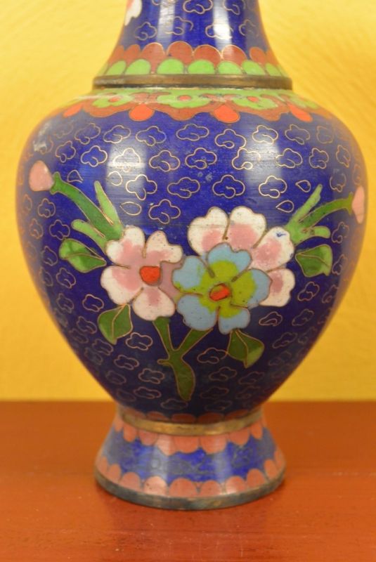 Große Chinesische Vase in Cloisonné Blau Blumen 3