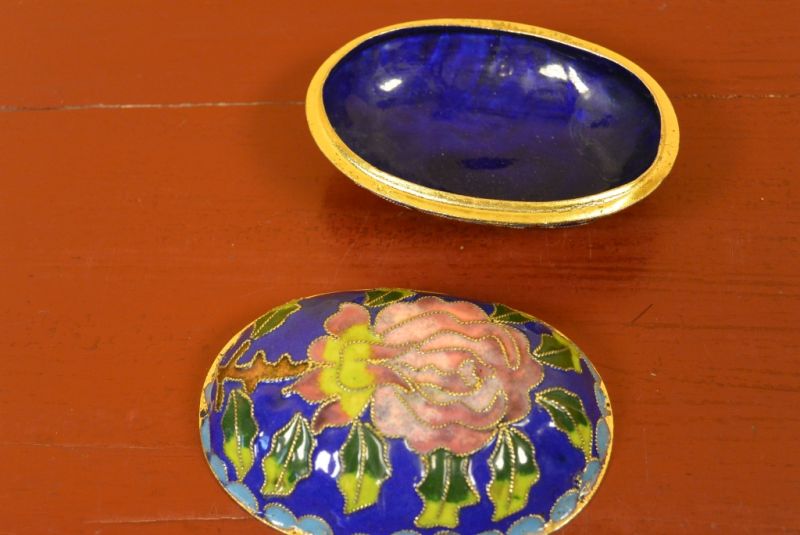 Grosse Cloisonne-Dose Blau Blumen 5