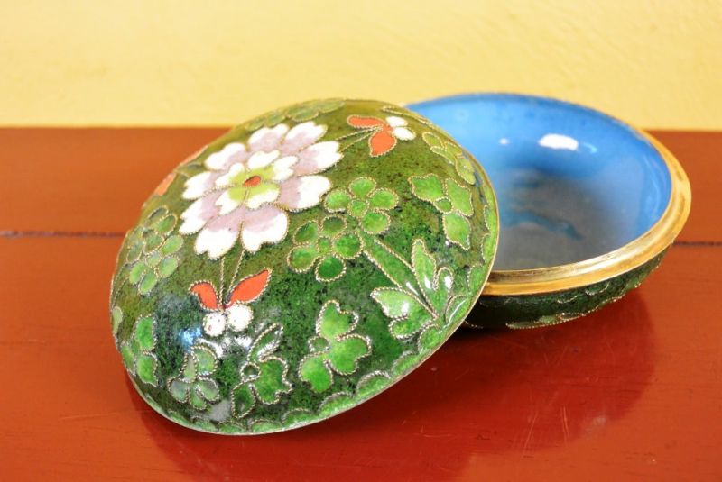Grosse Cloisonne-Dose Grün 2