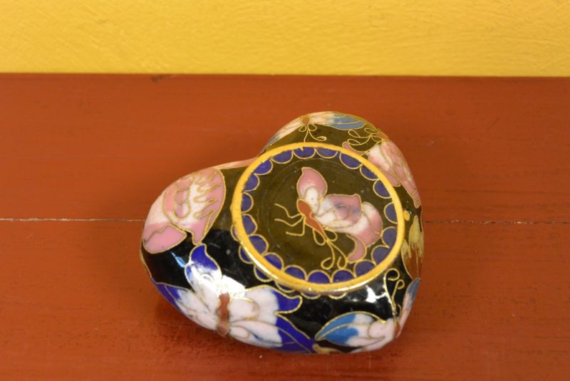 Grosse Cloisonne-Dose Schwarzes / Herz 2