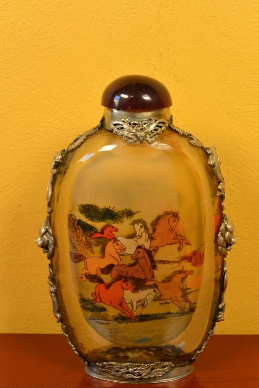 Große Glas Schnupftabakflasche Pferde 2