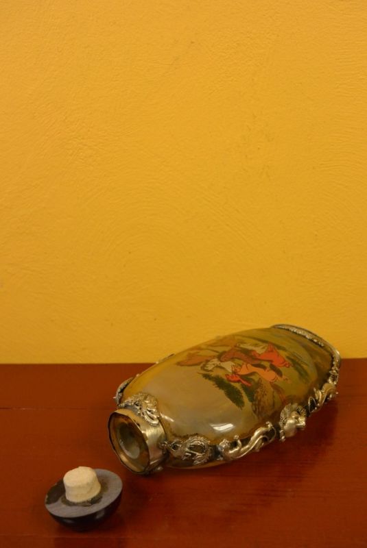 Große Glas Schnupftabakflasche Pferde 5