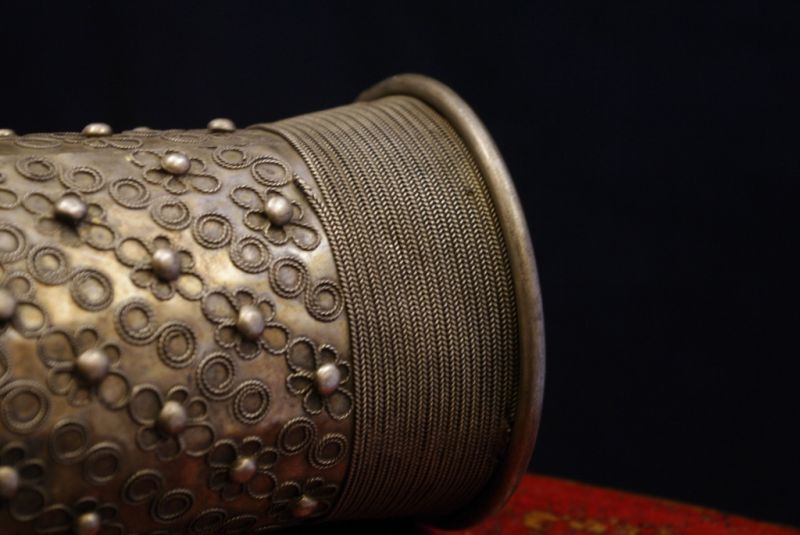 Grossen Ethnische Armbänder mit Blumen geschmückt 3