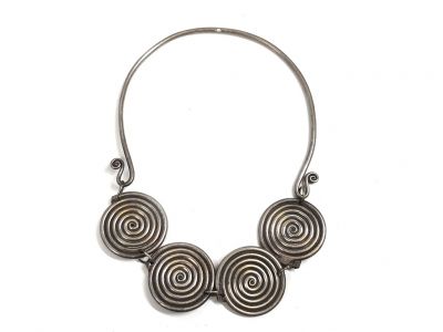 Grosser Dekoschmuck 4 Kreise des Lebens