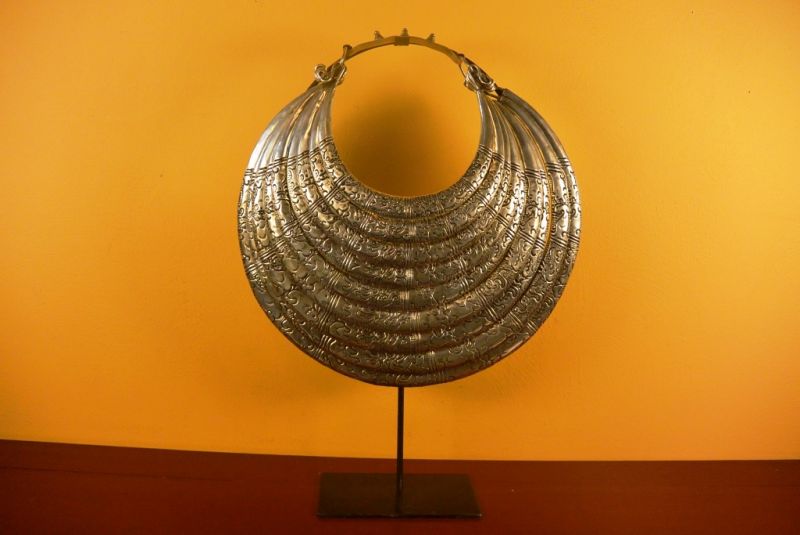 Grosser Dekoschmuck Miao Minderheit 2