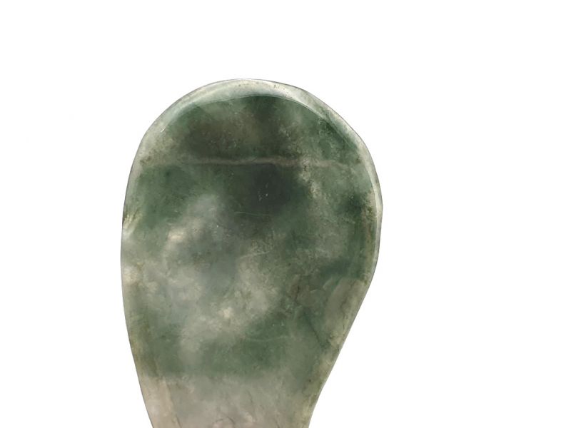 Gua Sha in echter Jade - Durchscheinend Grün 3