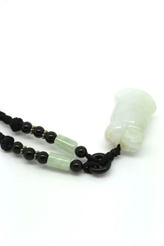 Halskette Anhänger Jade Stein Glocke 3