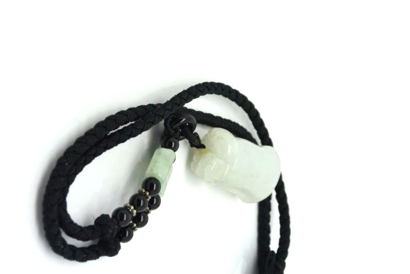 Halskette Anhänger Jade Stein Glocke 5