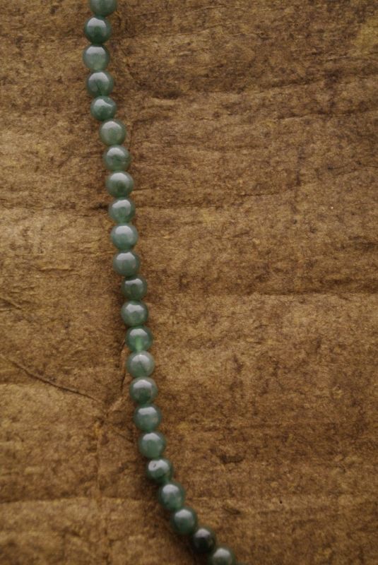 Halskette Dunkelgrün Jade Perlen 3