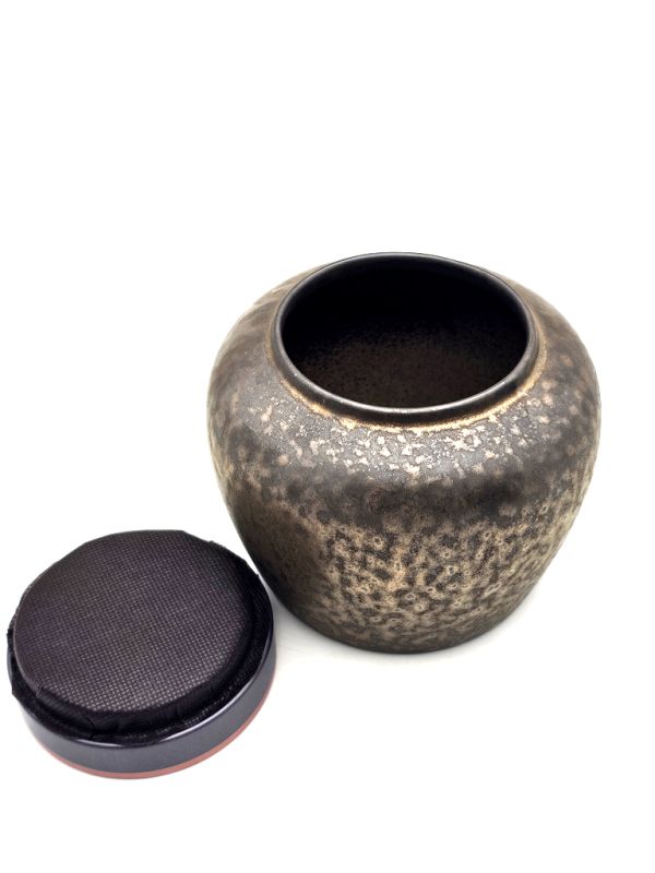 Click thumbnail to enlarge and hover over the picture to zoom Handmade Ceramic Tea Box - Japan - Small model 900ml 2