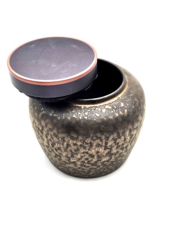 Click thumbnail to enlarge and hover over the picture to zoom Handmade Ceramic Tea Box - Japan - Small model 900ml 3