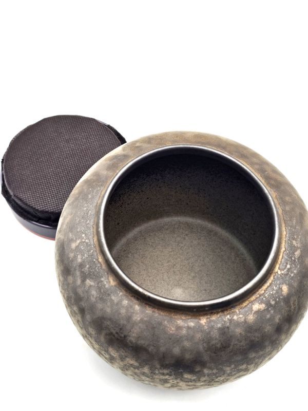 Click thumbnail to enlarge and hover over the picture to zoom Handmade Ceramic Tea Box - Japan - Small model 900ml 4