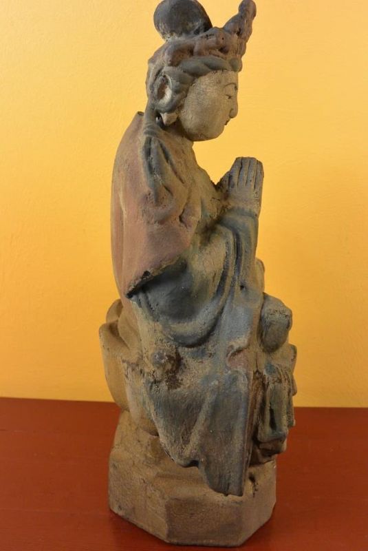 Holz Statuetten aus China Bodhisattva Vajrayana 4