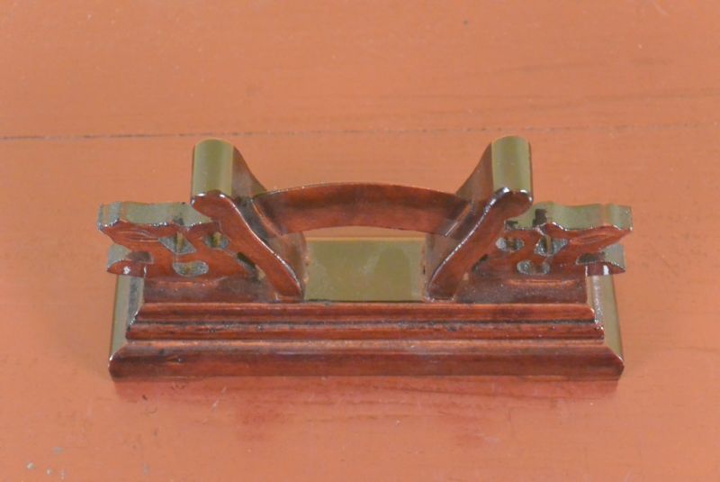 Holzunterlage für Fächer 2