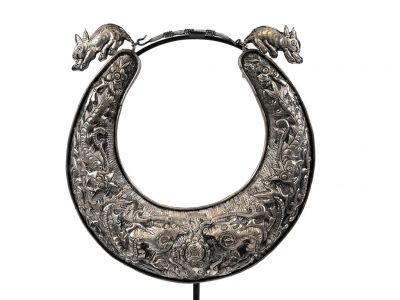 Grand Bijoux Ethnique de Décoration Dragons
