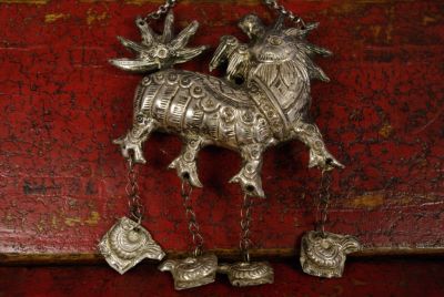 Chinesische Glocke Hund Drache