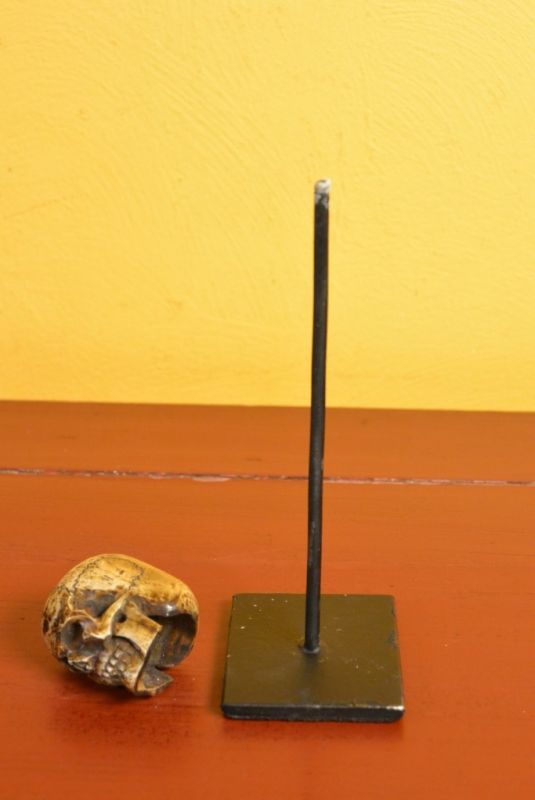 Indonesian Bone Statue Skull 5