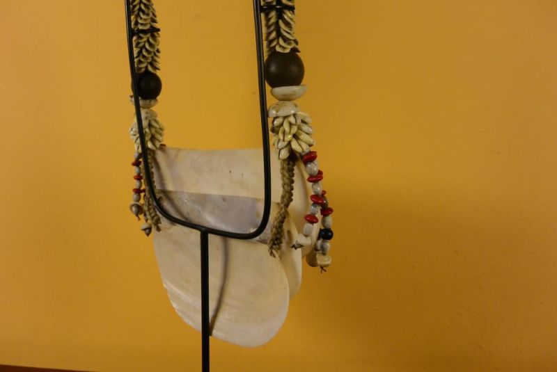 Indonesian Decoration Necklace - Indonesian mother-of-pearl 5