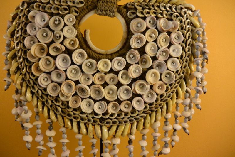 Indonesian Decoration Necklace Semi circle Shells 3