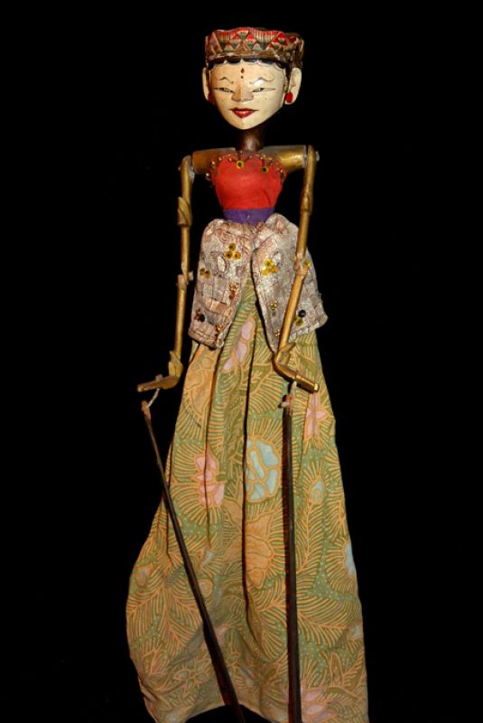 Indonesian Puppet Wayang Golek Dewi Anhasmara 1