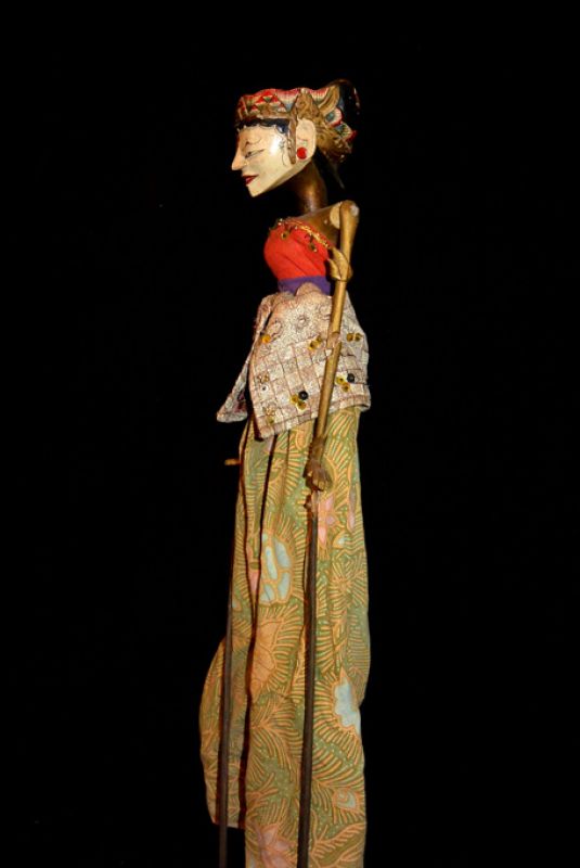 Indonesian Puppet Wayang Golek Dewi Anhasmara 3