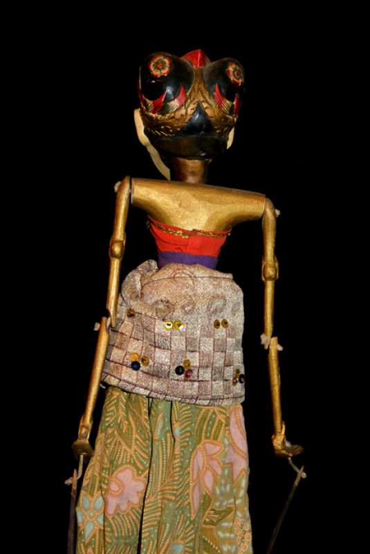 Indonesian Puppet Wayang Golek Dewi Anhasmara 4