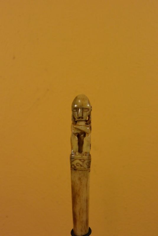 Indonesian Statue bone hairpin 2