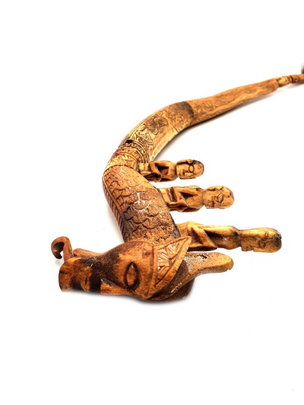 Indonesisch Statuen Knochen Sumba Totem 4
