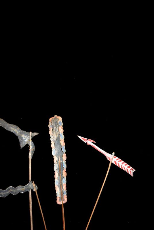 Indonesische Schattentheater Wayang Kulit Waffen 2 (ohne Ständer) 4