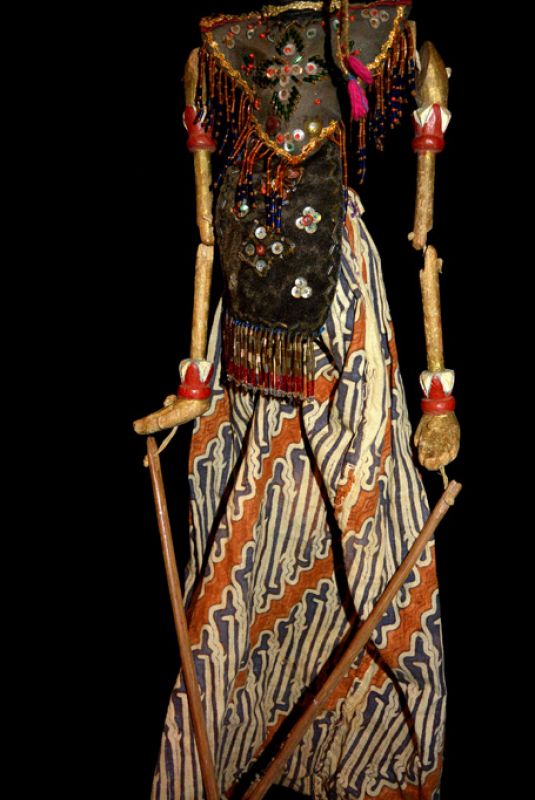 Indonesische Stabpuppenspiel Wayang Golek Arjuna 3
